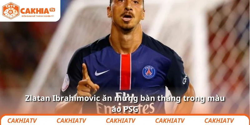 Zlatan Ibrahimovic ăn mừng bàn thắng trong màu áo PSG